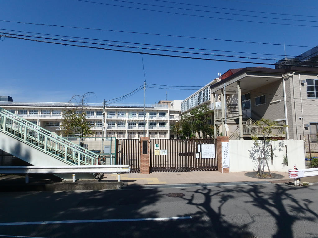 上坂部小学校